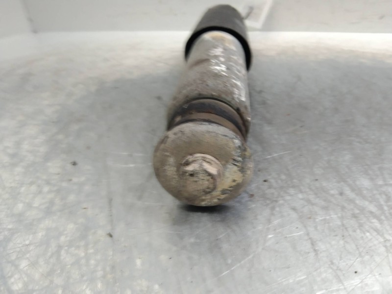Recambio de amortiguador trasero para volkswagen t4 transporter/furgoneta (mod. 1991) combi referencia OEM IAM   