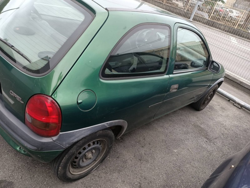 opel corsa b del año 1997