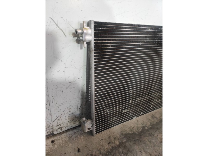 Recambio de condensador / radiador aire acondicionado para renault captur life referencia OEM IAM 921006843R M157442 