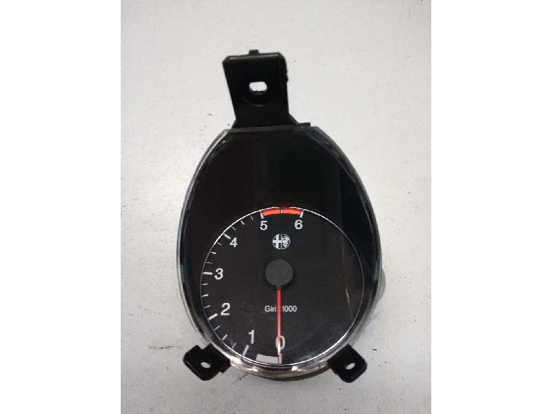 Recambio de cuadro cuentarevoluciones para alfa romeo 156 (116) 2.4 jtd distinctive referencia OEM IAM 156034516 503350010800 