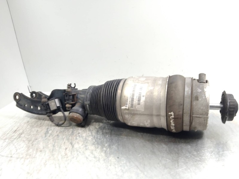 Recambio de amortiguador delantero para volkswagen touareg (7la) tdi r5 referencia OEM IAM 7L6412021T  