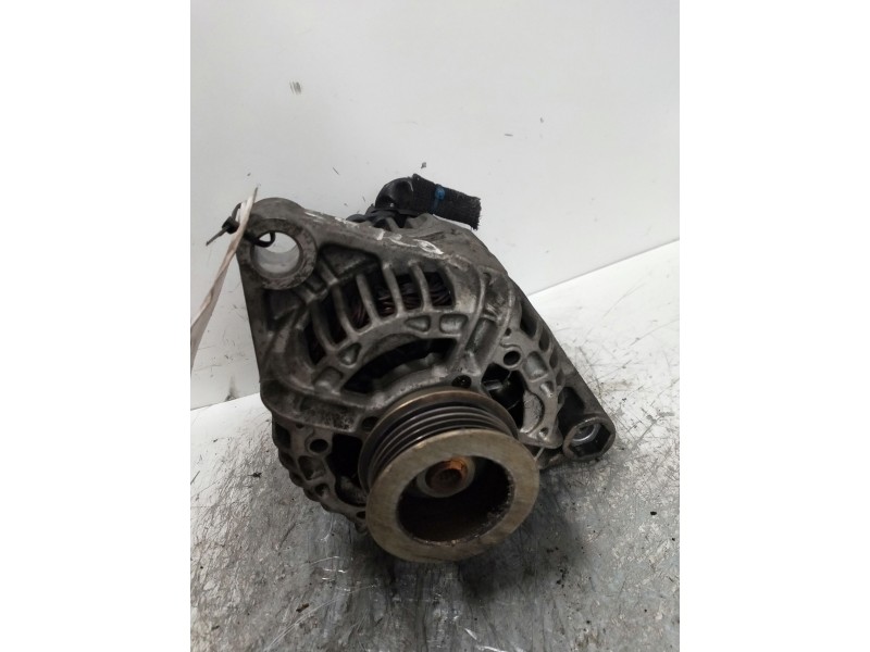 Recambio de alternador para fiat stilo (192) 1.6 16v dynamic sky window referencia OEM IAM 0124325009 BOSCH 