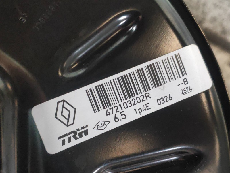 Recambio de servofreno para renault captur life referencia OEM IAM 272103202R  