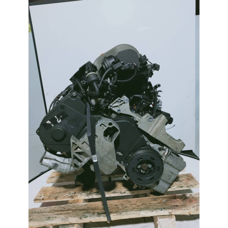 Recambio de despiece motor para audi a3 (8p) 2.0 fsi ambiente referencia OEM IAM BLX 029836 