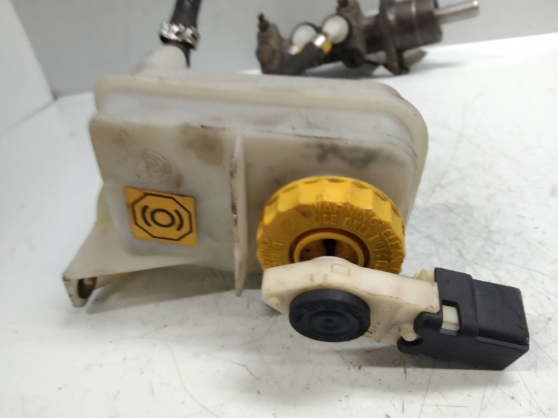 Recambio de bomba freno para alfa romeo 145 1.9 jtd referencia OEM IAM 99560216  