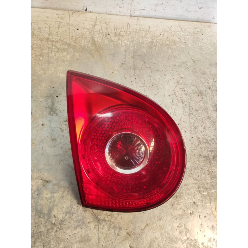 Recambio de piloto trasero izquierdo interior para volkswagen golf v berlina (1k1) highline 4motion referencia OEM IAM 1K6945093
