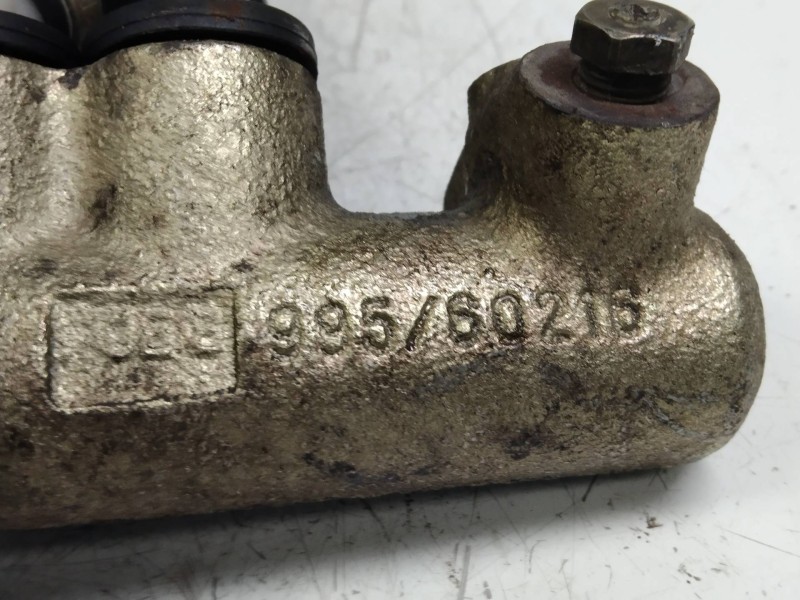 Recambio de bomba freno para alfa romeo 146 1.9 jtd referencia OEM IAM 99560216  