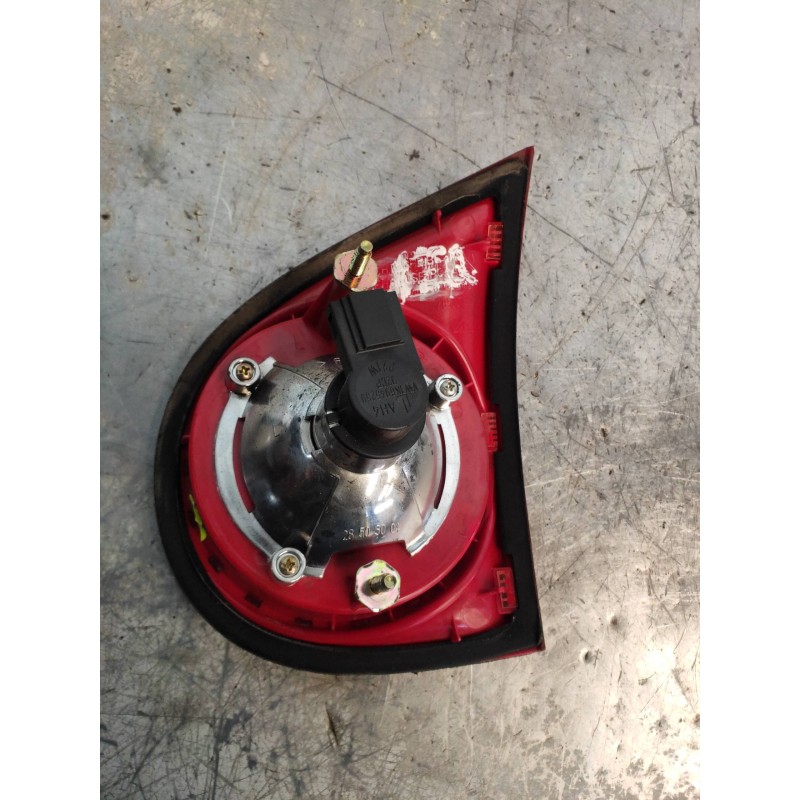 Recambio de piloto trasero izquierdo interior para volkswagen golf v berlina (1k1) highline 4motion referencia OEM IAM 1K6945093