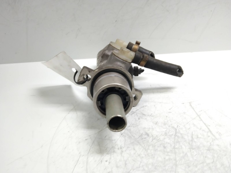 Recambio de bomba freno para alfa romeo 156 2.4 jtd cat referencia OEM IAM 60539  