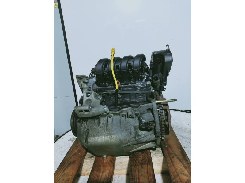 Recambio de motor completo para renault clio ii fase ii (b/cb0) authentique referencia OEM IAM D4FB712 F414686 