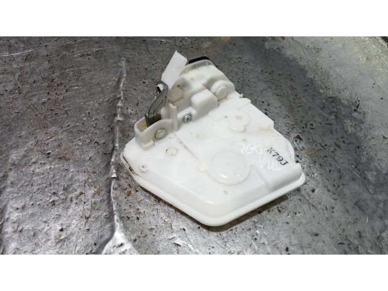 Recambio de motor cierre centralizado trasero derecho para mazda 3 lim. () luxury referencia OEM IAM 5D21E0064  