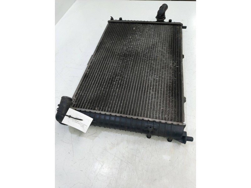 Recambio de radiador agua para alfa romeo 156 2.4 jtd cat referencia OEM IAM 66656716  