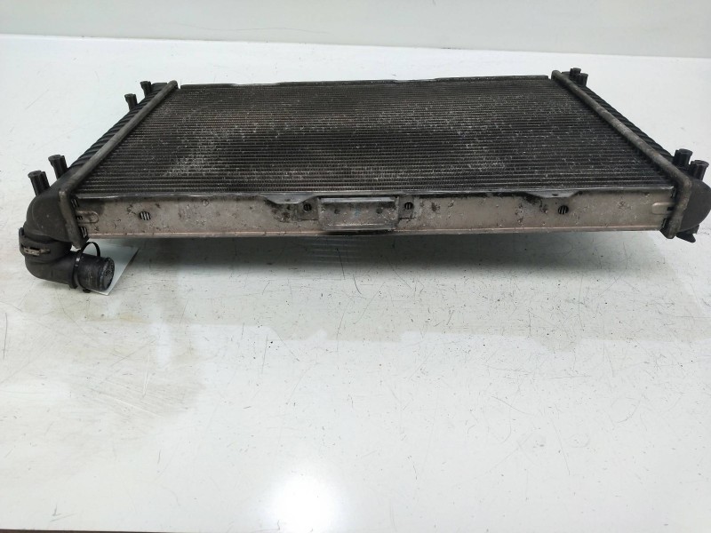 Recambio de radiador agua para alfa romeo 156 2.4 jtd cat referencia OEM IAM 66656716  