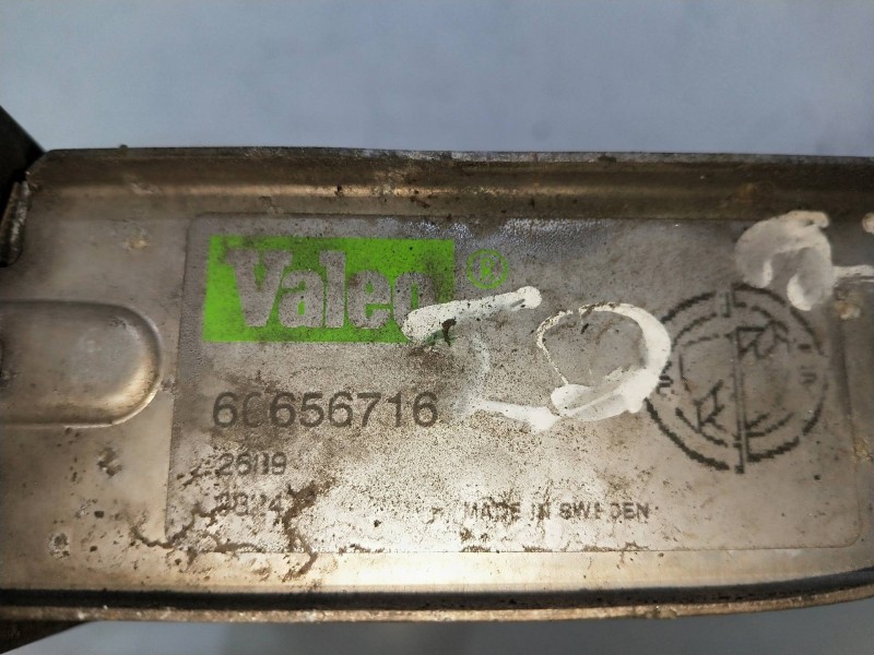 Recambio de radiador agua para alfa romeo 156 2.4 jtd cat referencia OEM IAM 66656716  