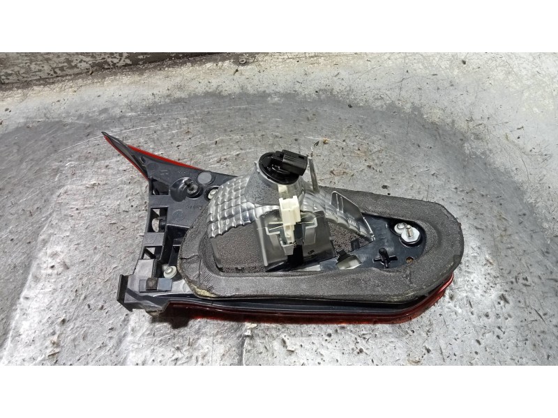 Recambio de piloto trasero derecho interior para mazda 3 lim. () luxury referencia OEM IAM B45C513F0  