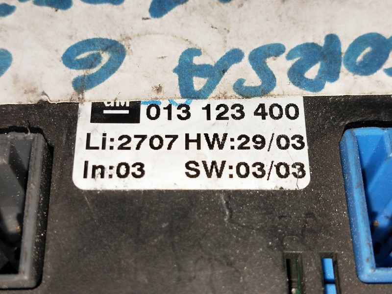 Recambio de mando calefaccion / aire acondicionado para opel corsa c referencia OEM IAM 013123400  