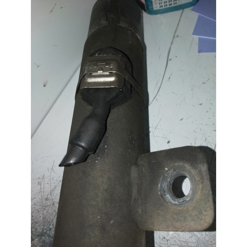 Recambio de amortiguador delantero izquierdo para citroen c5 break 2.0 hdi sx referencia OEM IAM   