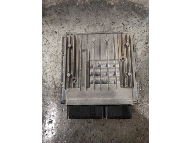 Recambio de centralita motor uce para bmw serie 3 coupe (e92) 325i referencia OEM IAM 5WK90096 7567362 