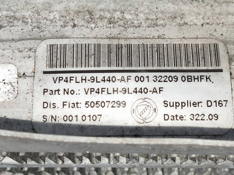 Recambio de intercooler para alfa romeo 159 (140) 1.9 jtd cat referencia OEM IAM VP4FLH9L440AF 50507299 