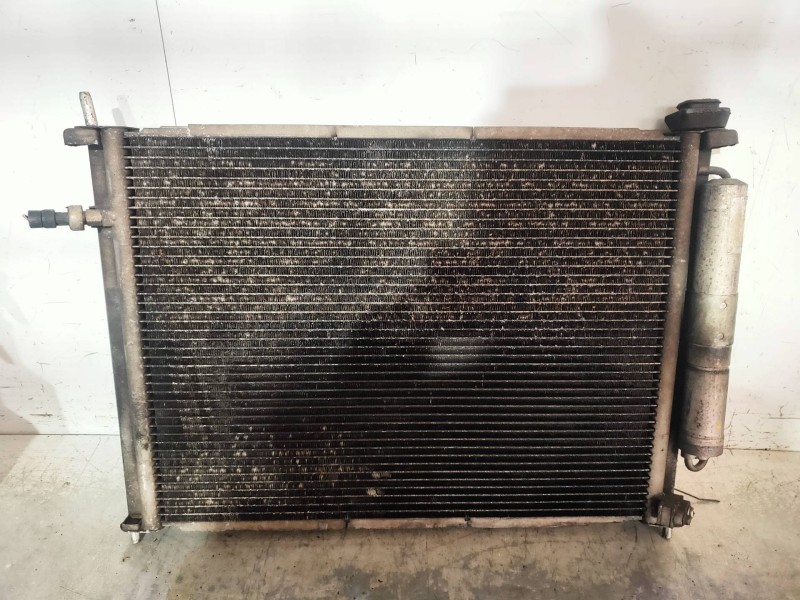 Recambio de radiador agua para renault clio iii confort dynamique referencia OEM IAM 8200221498  