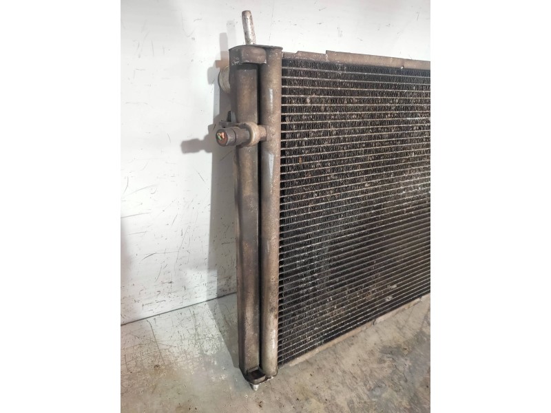 Recambio de radiador agua para renault clio iii confort dynamique referencia OEM IAM 8200221498  