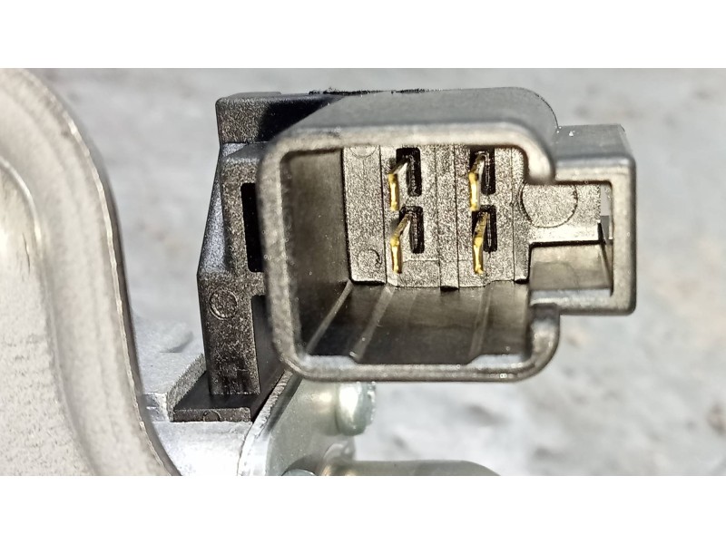 Recambio de motor limpia trasero para mazda 3 lim. () luxury referencia OEM IAM BHS267450 8496000830 