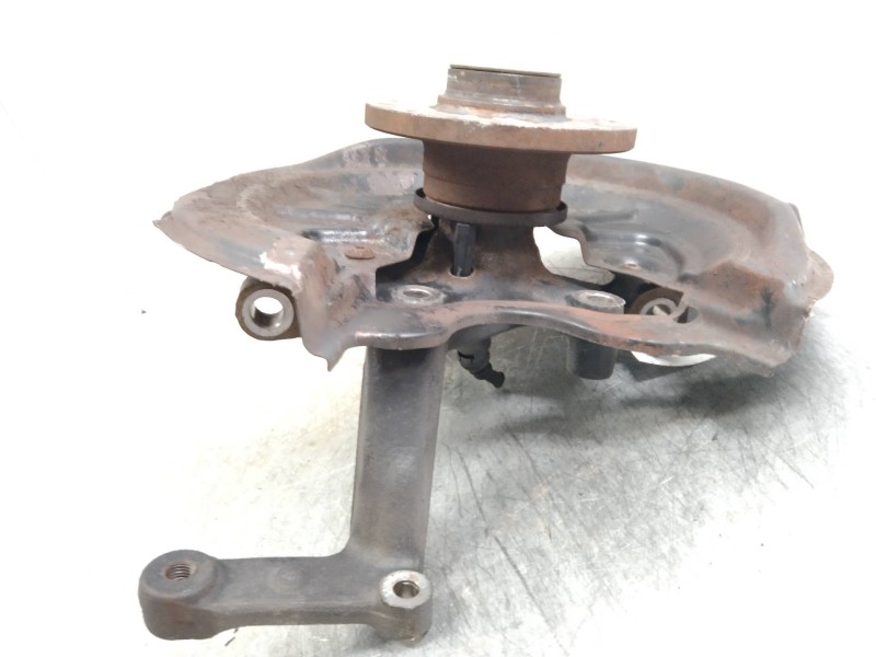 Recambio de mangueta trasera derecha para volkswagen golf v berlina (1k1) highline referencia OEM IAM   