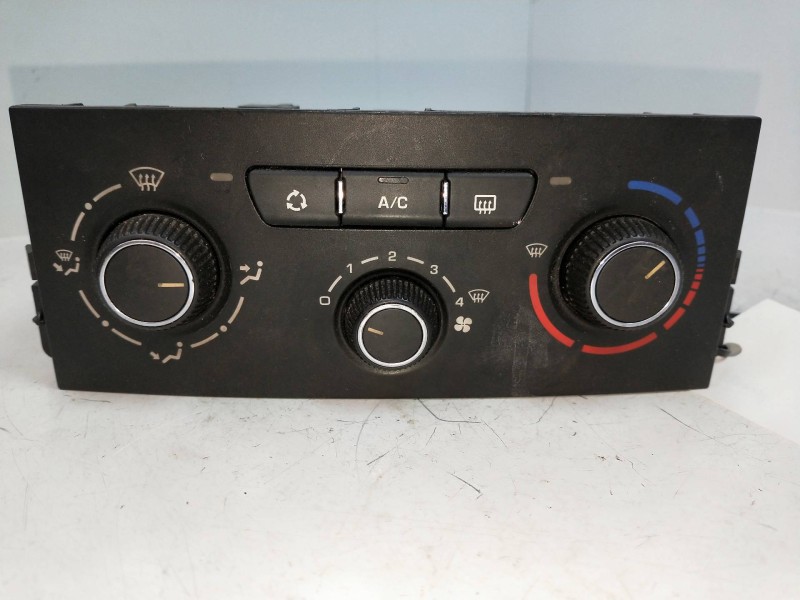 Recambio de mando calefaccion / aire acondicionado para peugeot 207 1.4 hdi referencia OEM IAM   