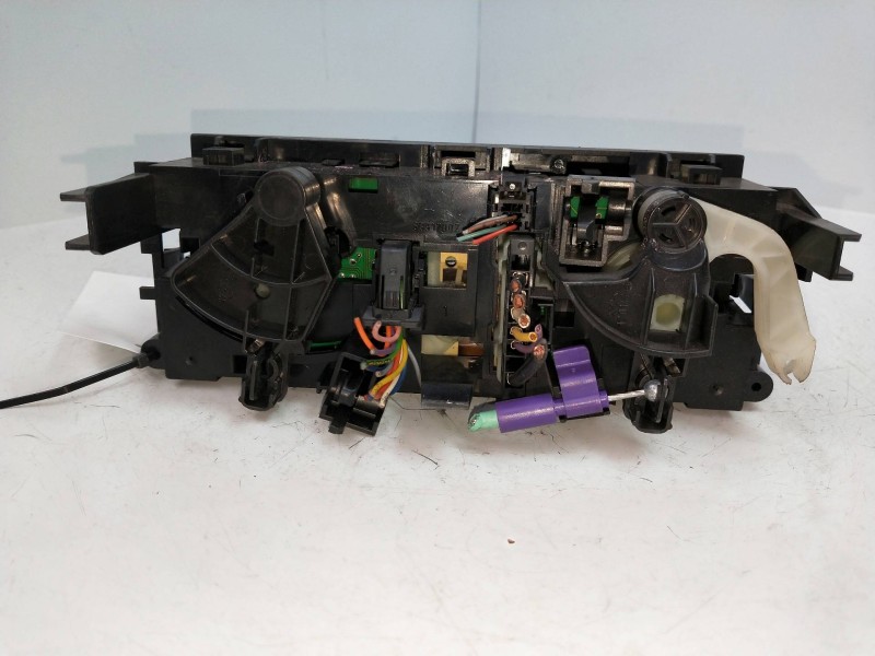 Recambio de mando calefaccion / aire acondicionado para peugeot 207 1.4 hdi referencia OEM IAM   