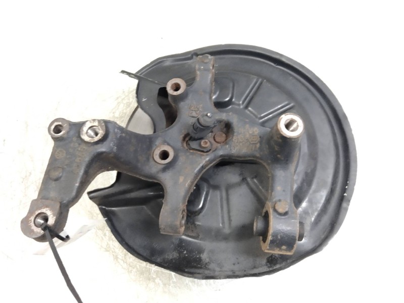 Recambio de mangueta trasera derecha para volkswagen golf v berlina (1k1) gti referencia OEM IAM   