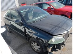 seat ibiza (6l1) del año 2002