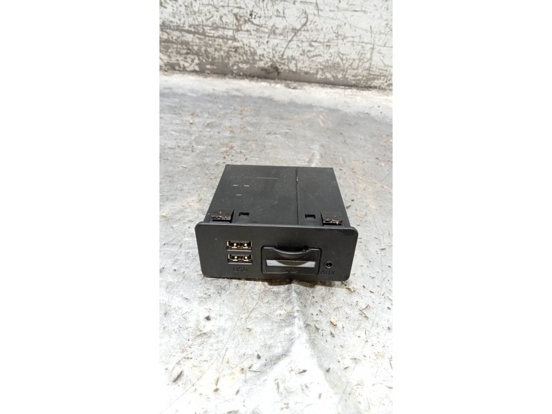 Recambio de modulo electronico para mazda 3 lim. () luxury referencia OEM IAM BHP1669U0 MD410346 