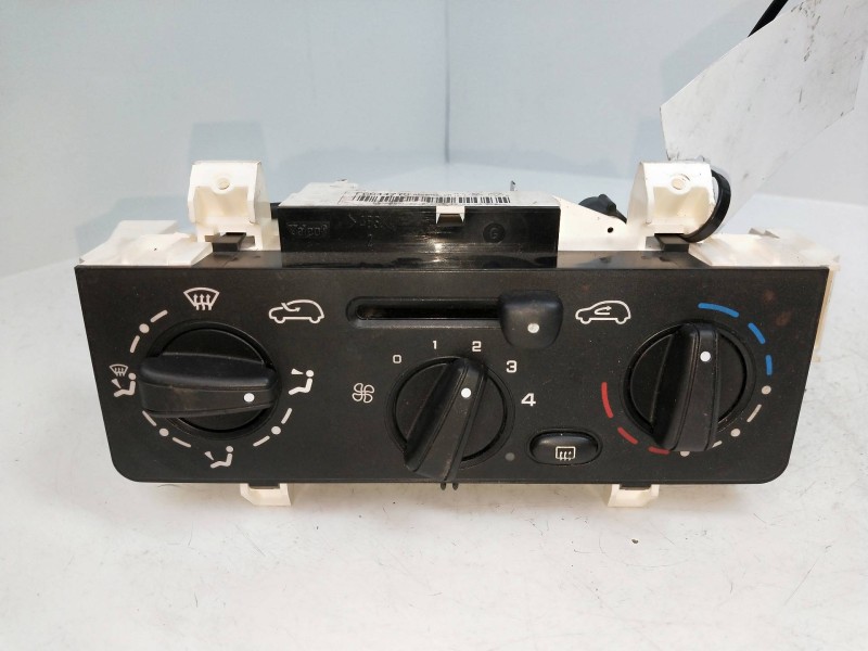 Recambio de mando calefaccion / aire acondicionado para peugeot 1007 urban referencia OEM IAM F664477S 69300001 