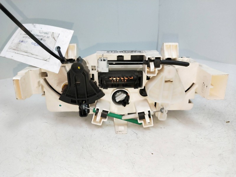 Recambio de mando calefaccion / aire acondicionado para peugeot 1007 urban referencia OEM IAM F664477S 69300001 