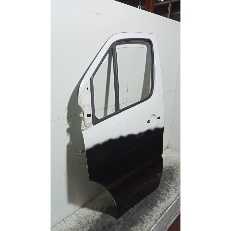 Recambio de puerta delantera izquierda para mercedes sprinterii caja cerrada (desde 01.06) 2.1 cdi cat referencia OEM IAM   5P
