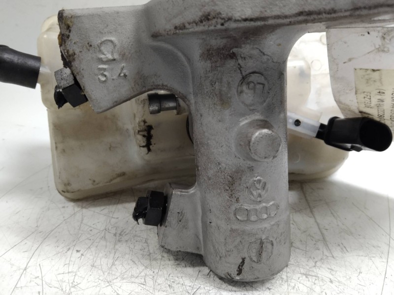 Recambio de bomba freno para audi a4 berlina (8e) 2.0 16v tdi referencia OEM IAM   