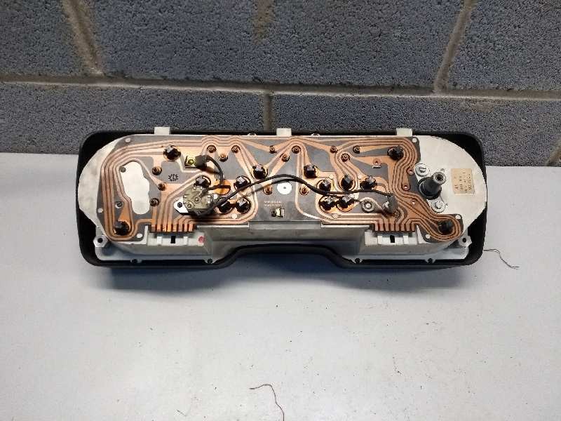 Recambio de cuadro instrumentos para alfa romeo alfetta serie iii/gtv referencia OEM IAM 602076  