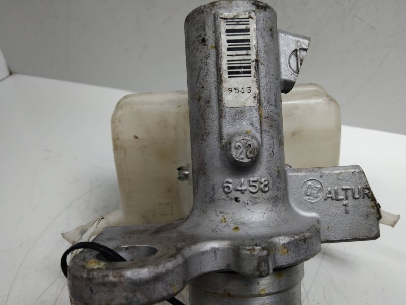 Recambio de bomba freno para audi a5 coupe (8t) 3.2 fsi quattro referencia OEM IAM 8K0611301A   Recambio de bomba freno para audi a5 coupe (8t) 3.2 fsi quattro referencia OEM IAM 8K0611301A