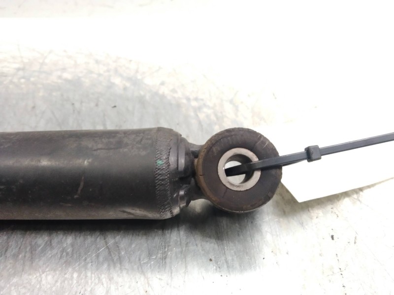 Recambio de amortiguador trasero para volvo c30 1.6 diesel cat referencia OEM IAM   