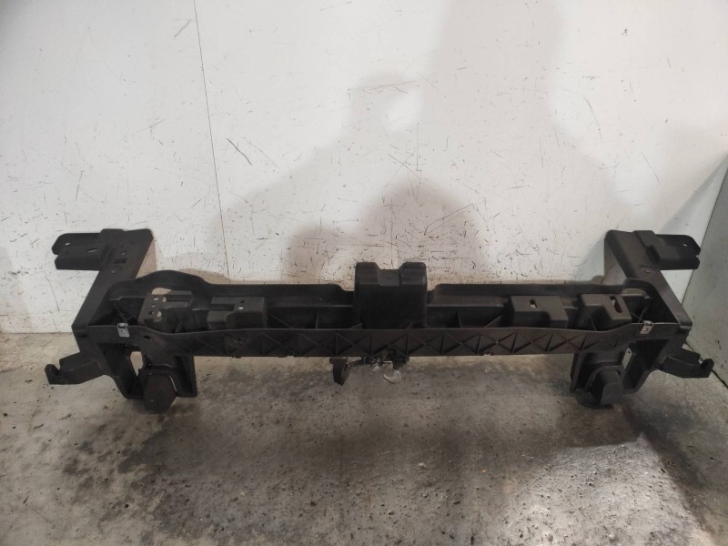 Recambio de travesaño superior para peugeot 5008 premium referencia OEM IAM   