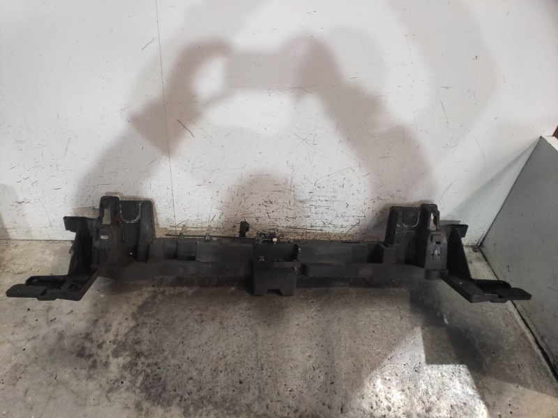 Recambio de travesaño superior para peugeot 5008 premium referencia OEM IAM   