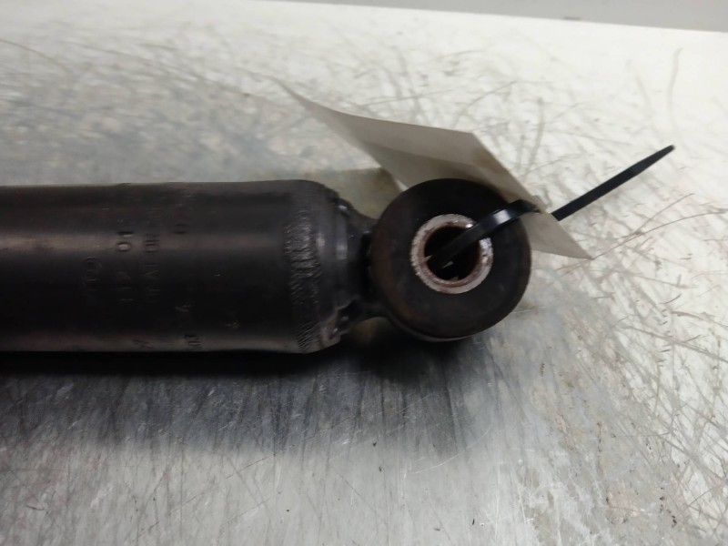 Recambio de amortiguador trasero para volvo c30 1.6 diesel cat referencia OEM IAM   