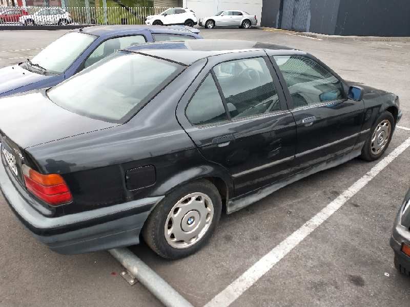 bmw serie 3 berlina (e36) del año 1993