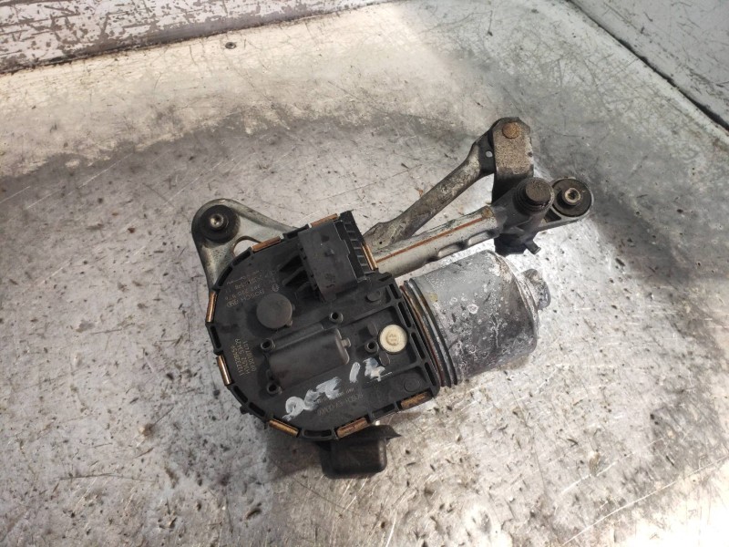 Recambio de motor limpia delantero para peugeot 5008 premium referencia OEM IAM 1397220576  IZQUIERDO