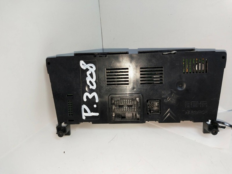 Recambio de mando calefaccion / aire acondicionado para peugeot 3008 referencia OEM IAM 96738322XT  