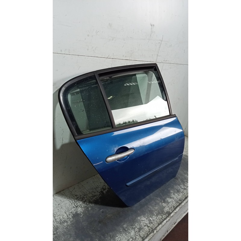 Recambio de puerta trasera derecha para renault megane ii classic berlina confort dynamique referencia OEM IAM   4P
