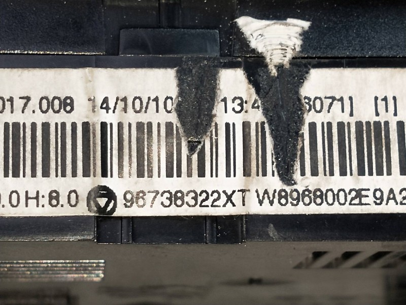 Recambio de mando calefaccion / aire acondicionado para peugeot 3008 referencia OEM IAM 96738322XT  