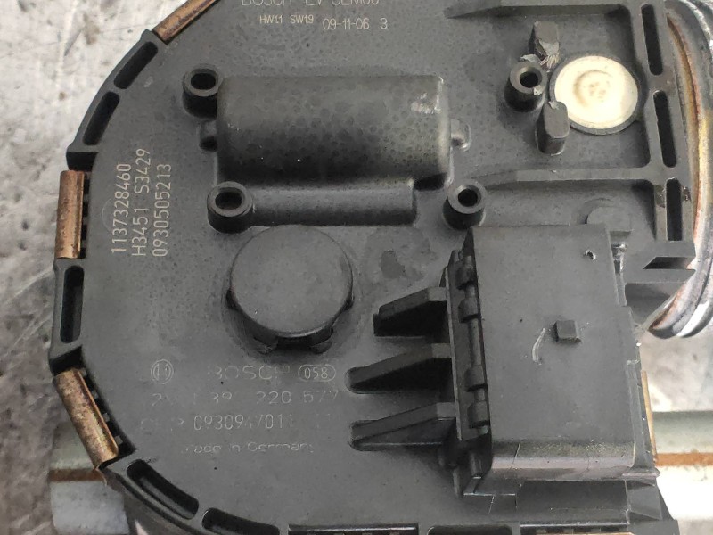 Recambio de motor limpia delantero para peugeot 5008 premium referencia OEM IAM 1397220577  DERECHO