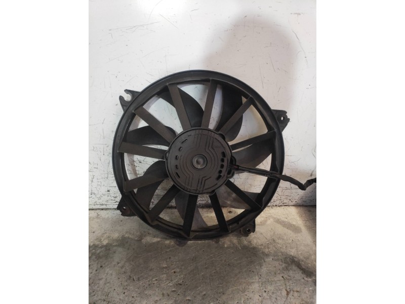 Recambio de electroventilador para peugeot 5008 premium referencia OEM IAM 9661571480 988495H 