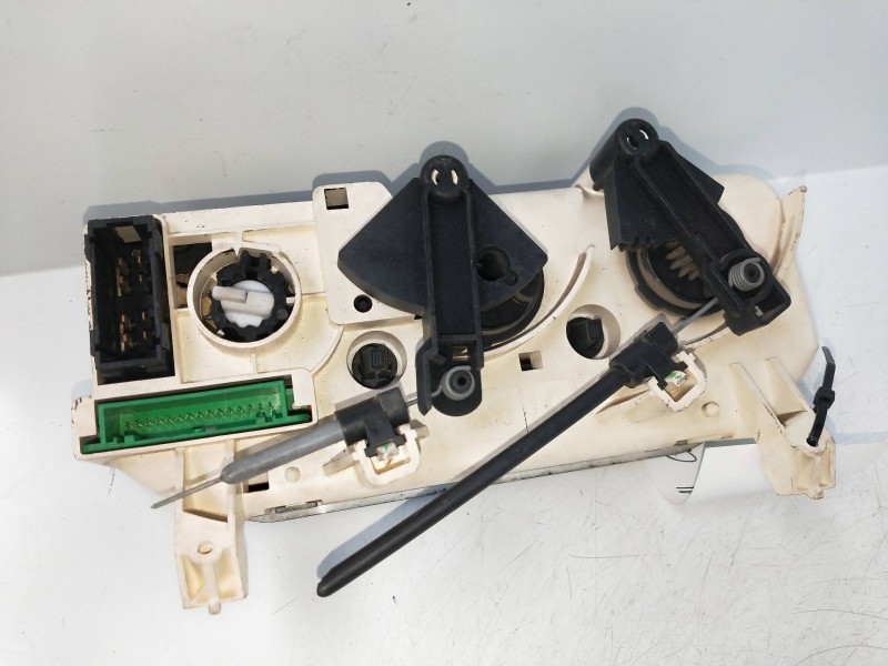 Recambio de mando calefaccion / aire acondicionado para renault clio ii fase i (b/cbo) referencia OEM IAM 69270003 654983U  Recambio de mando calefaccion / aire acondicionado para renault clio ii fase i (b/cbo) referencia OEM IAM 69270003 654983U